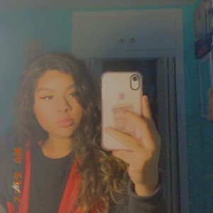 Meet your Posher, Magali